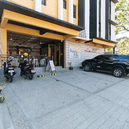 Sunny Day Residences Antipolo Exteriör bild