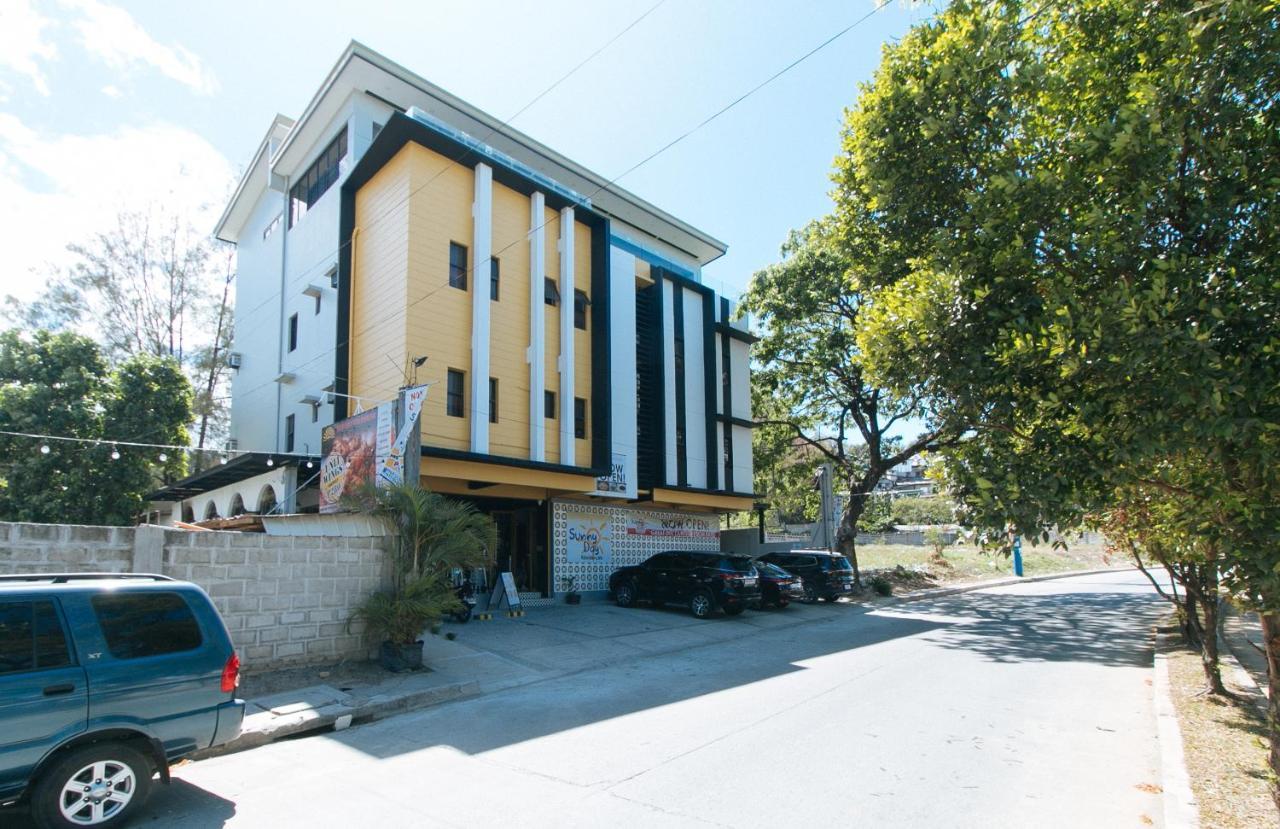 Sunny Day Residences Antipolo Exteriör bild