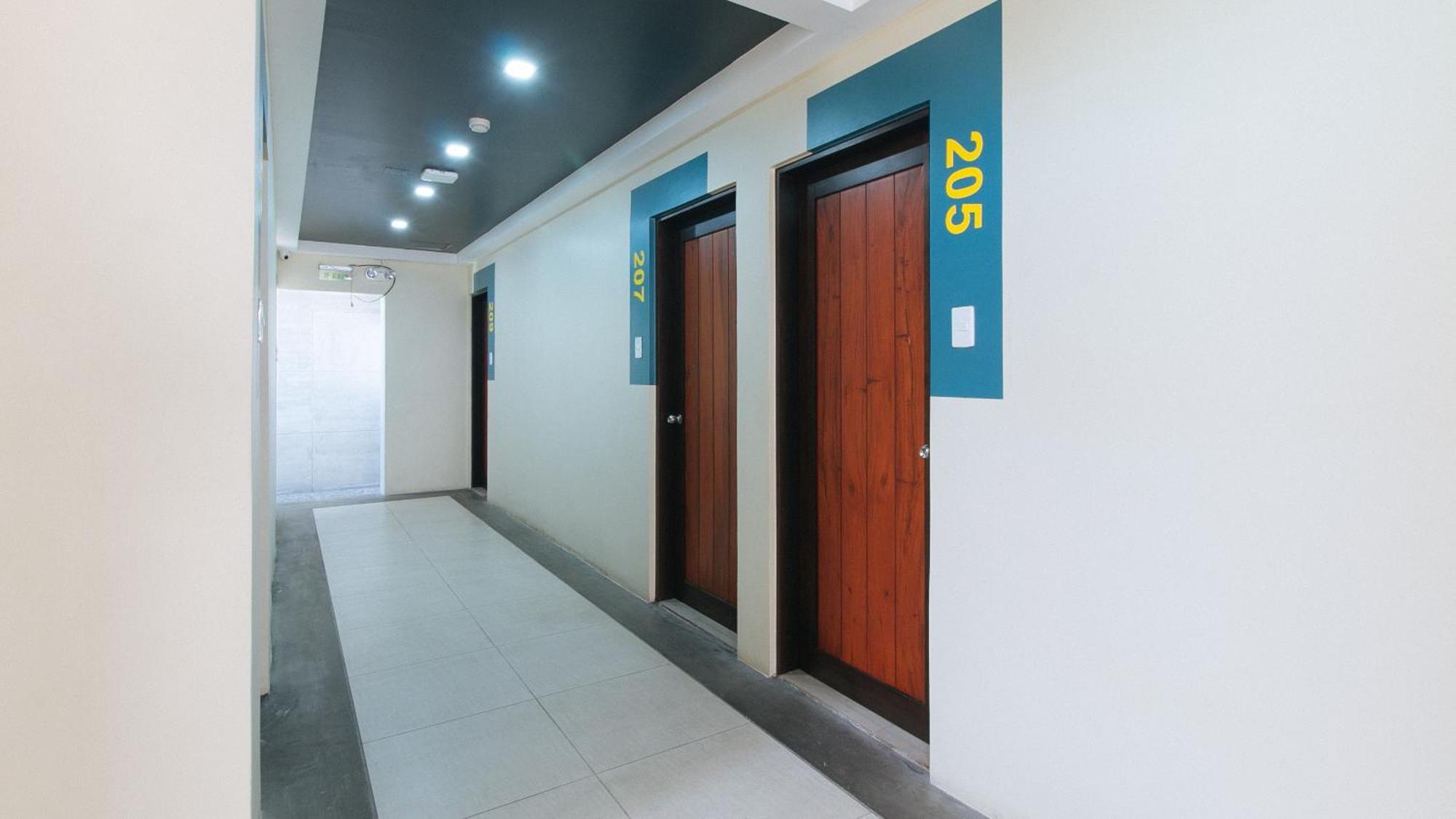 Sunny Day Residences Antipolo Exteriör bild